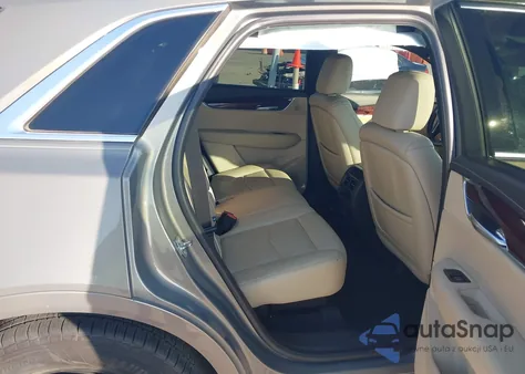 2019 Cadillac Xt5 Luxury z USA, uszkodzony, nr VIN 1GYKNCRSXKZ124348